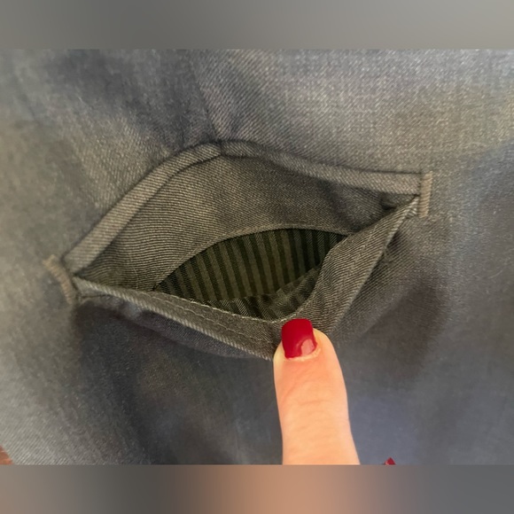 Gray Class Club (Dillard’s) Dress Pants, Size 16 - Picture 13 of 13